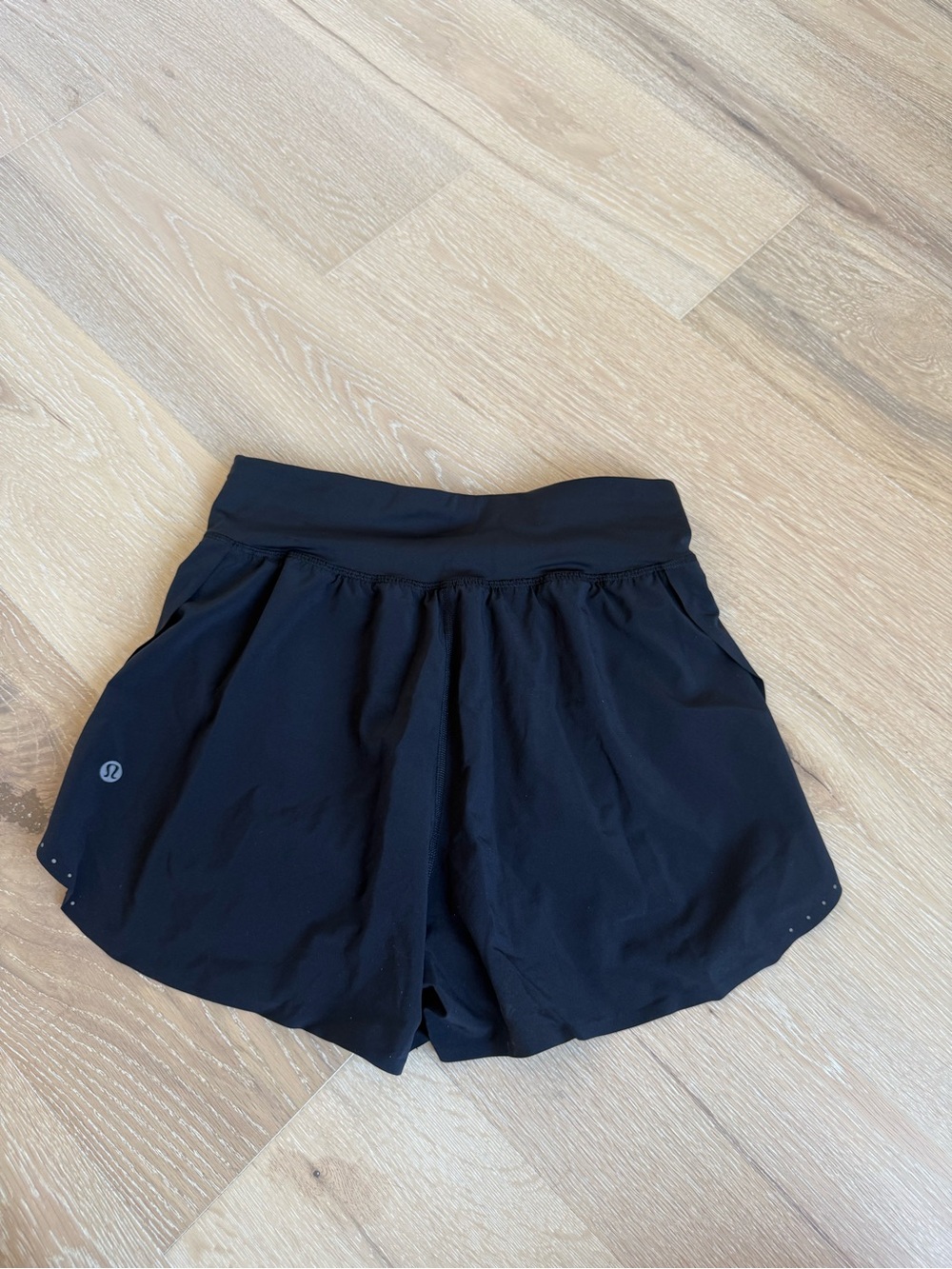 lululemon athletica Women’s Black Athletic Shorts high waist fast and free split